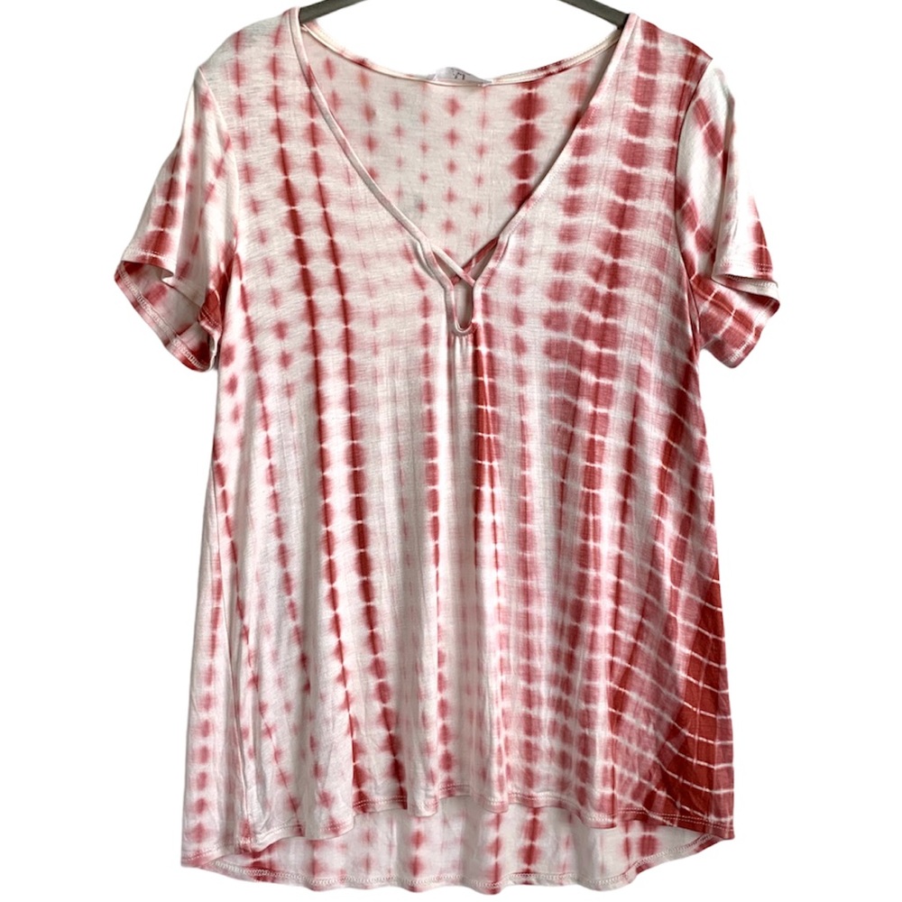 Amelia James Tie Dye Crisscross Short Sleeve Tee